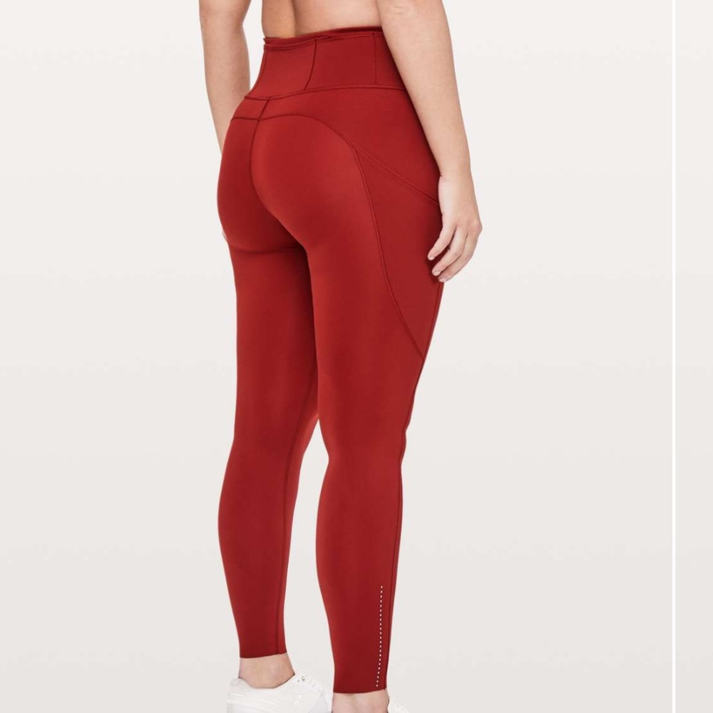 {Lululemon} Fast & Free Full Length Tight *Nulux 28"
Dark Sport Red - Size 8